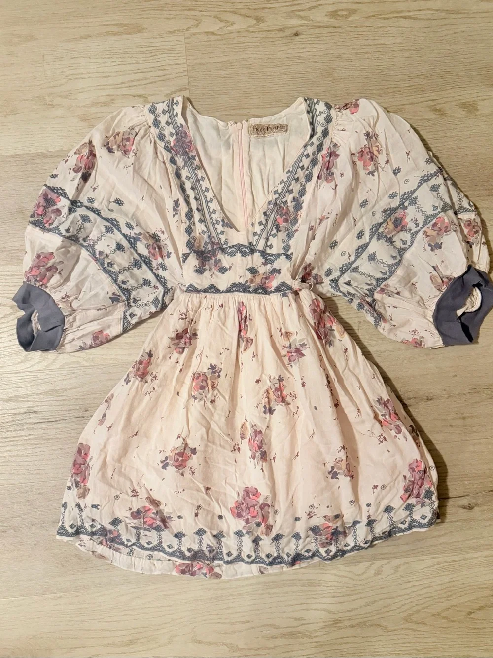 Vintage Free People Floral Boho Mini Dress XS – Rare Unique Puff Sleeve